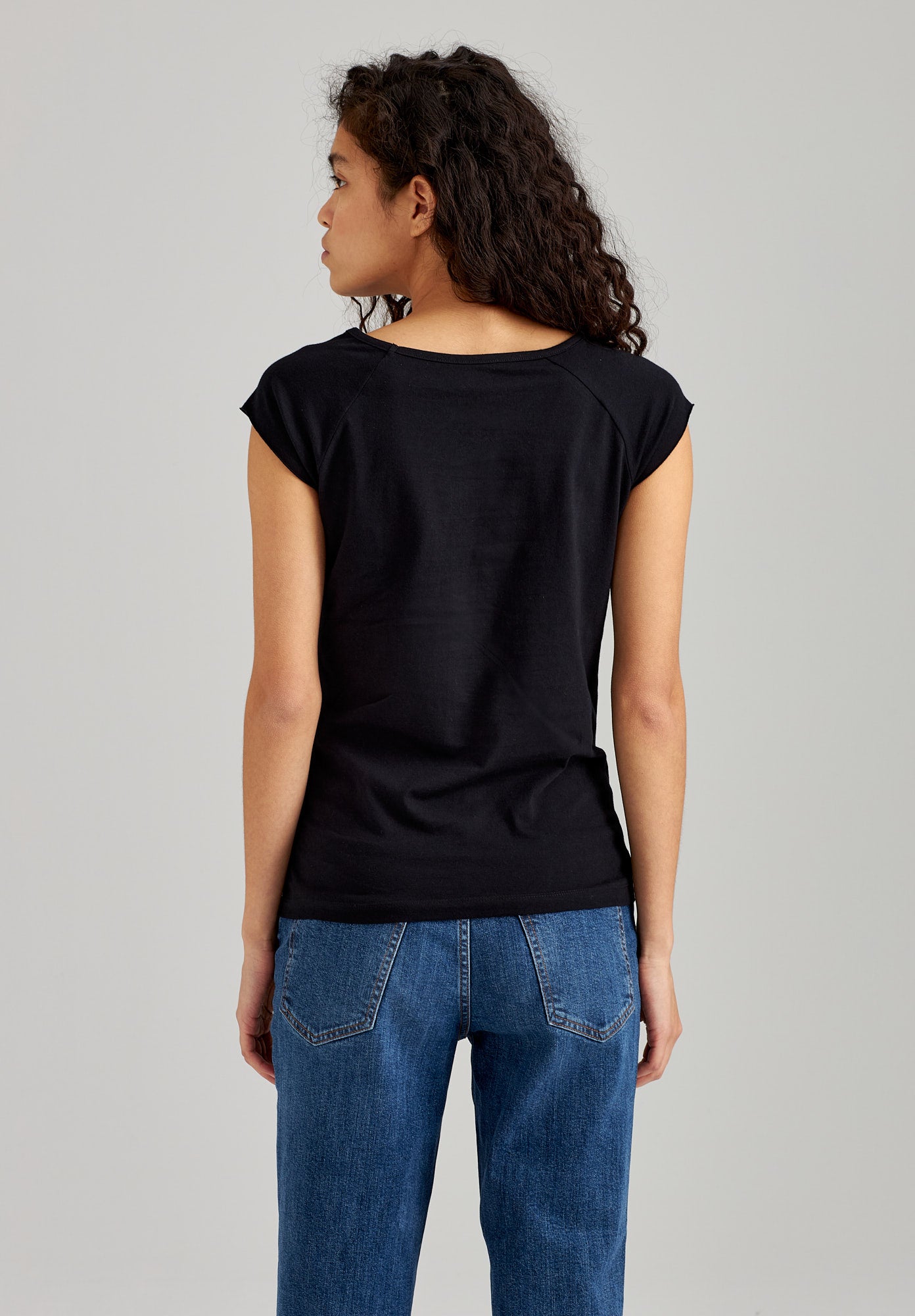 TT01 Cap Sleeve Black (GOTS)