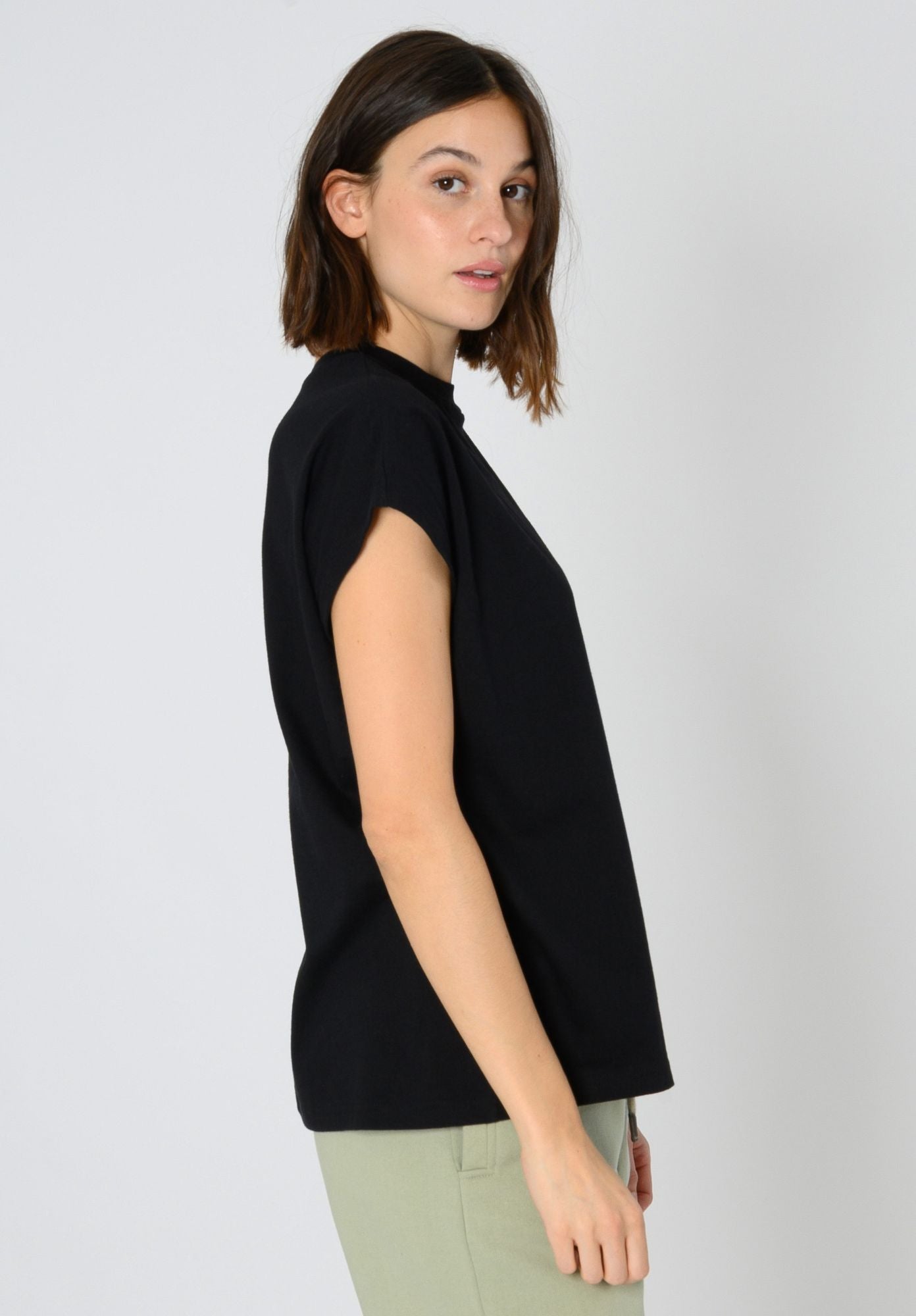 TT75 Boxy T-Shirt black (GOTS, vegan)