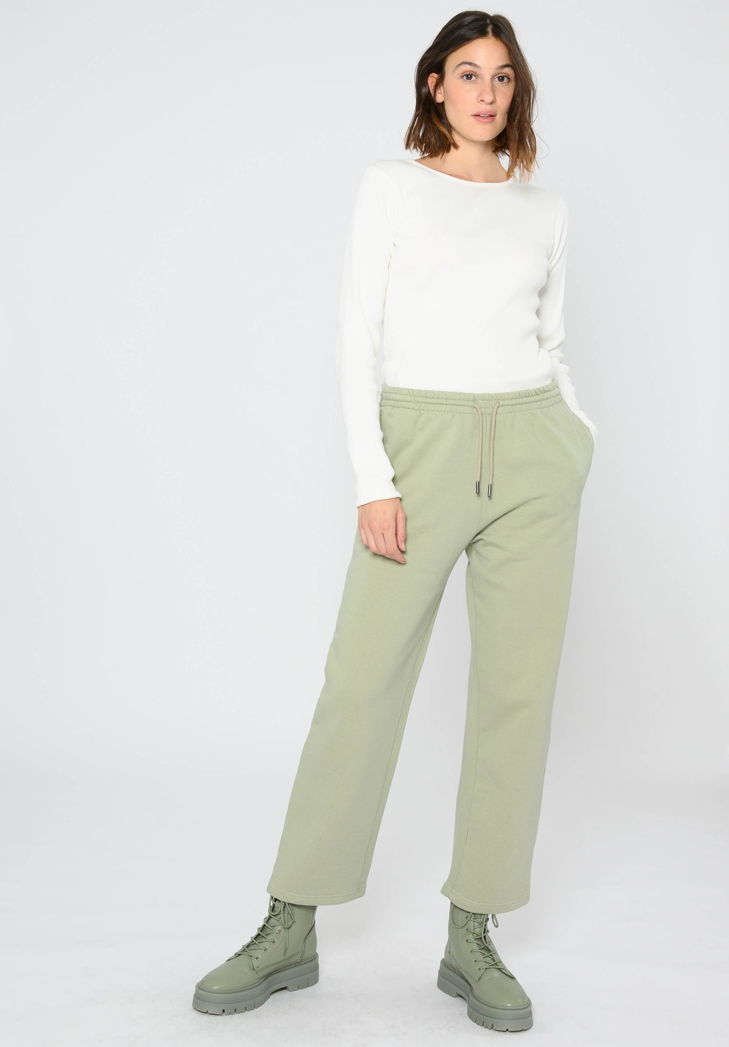 TT1048 Loose Track Pants